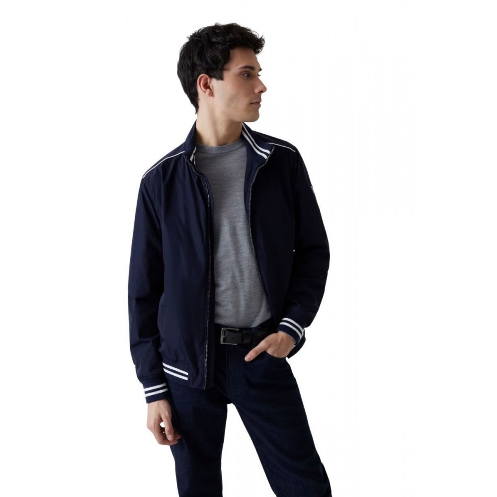 GUESS URBAN SATIN BOMBER M5GL28WH762-G7V2 GUESS URBAN SATIN BOMBER M5GL28WH762-G7V2
